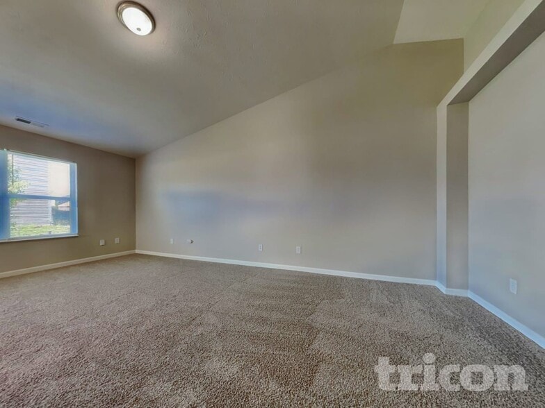 Building Photo - 4822 Penoyer Ln