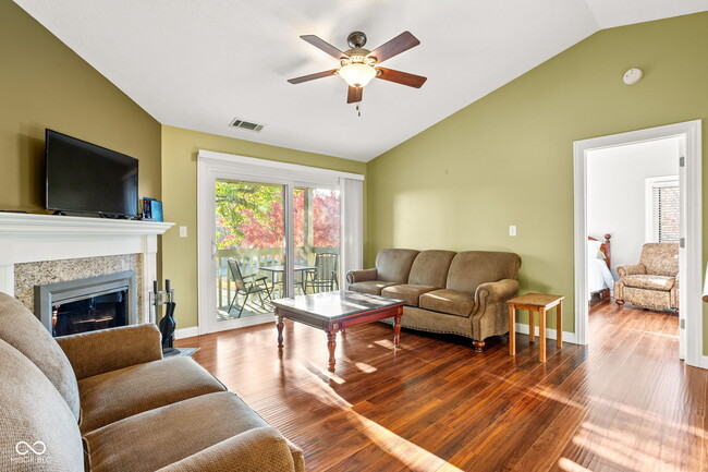 Building Photo - 4530 Village Ct