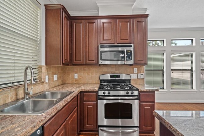 Building Photo - 1846 Woodbend Village Ct