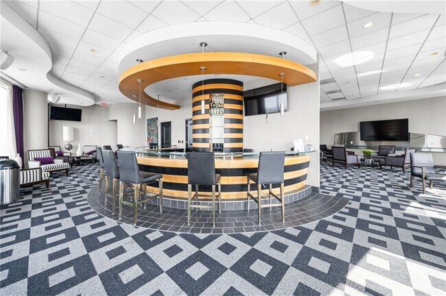 Building Photo - 3338 Peachtree Rd