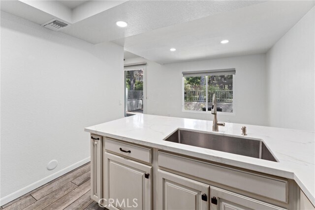 Building Photo - 2317 Sandbar Dr