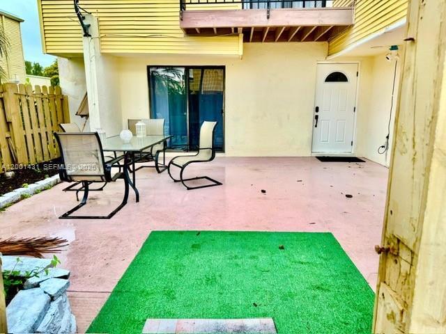 Building Photo - 1569 Shaker Cir