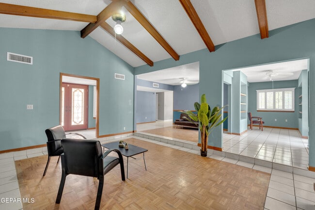 Building Photo - 6820 Villa Hermosa Dr