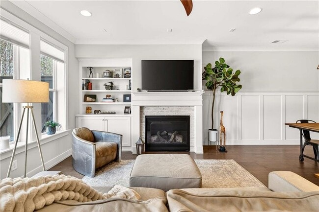 Building Photo - 166 Bellehaven Dr