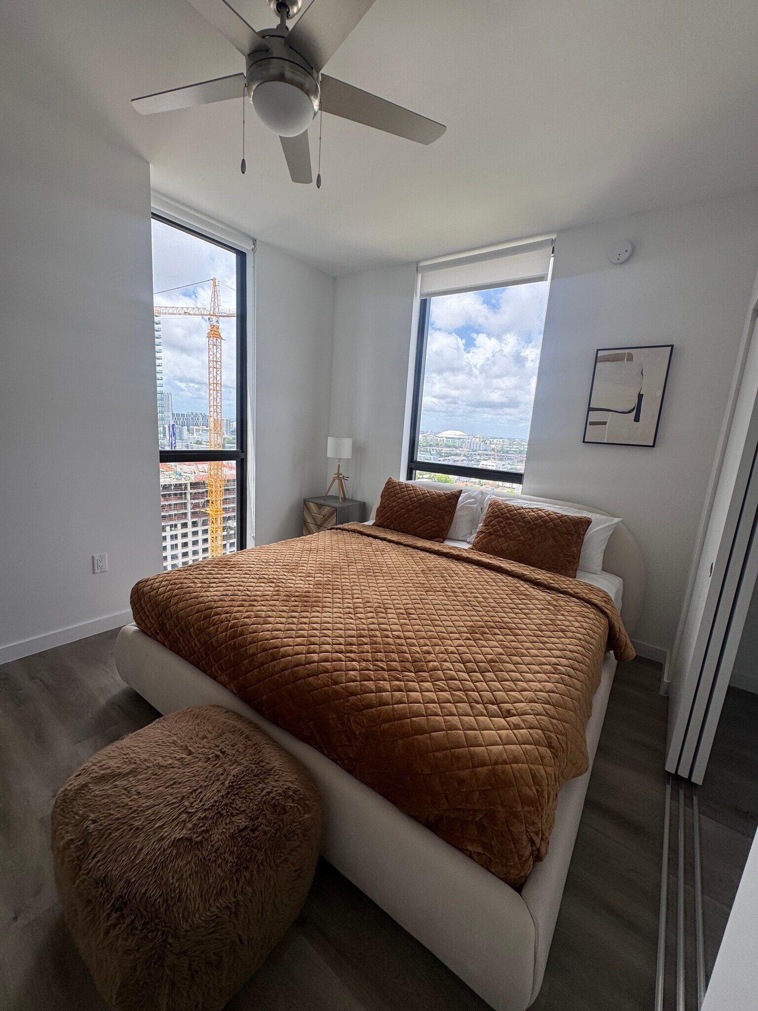 Building Photo - 253 NE 2nd St