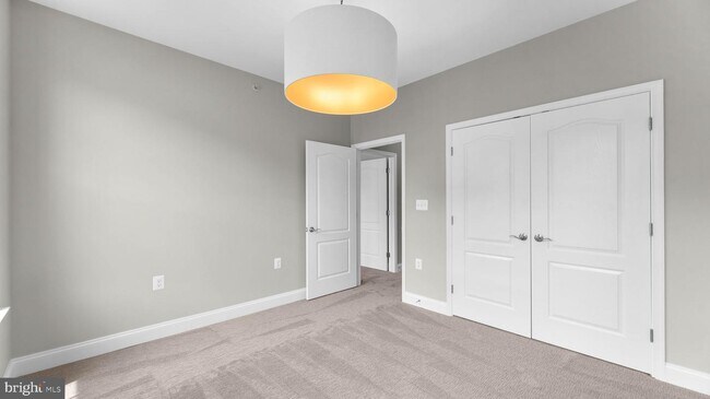 Building Photo - 7674 Maple Lawn Blvd