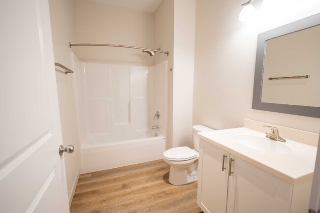 Building Photo - 103 N 1st St