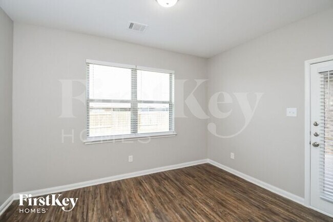 Building Photo - 1536 Millennium Dr