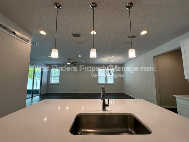 Building Photo - 282 Little Bear Run