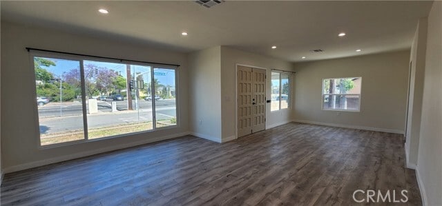 Building Photo - 4703 Lakewood Blvd