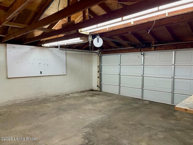 Building Photo - 9019 Brandywyne Dr
