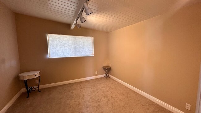 Building Photo - One Bedroom for Rent in Dana Point