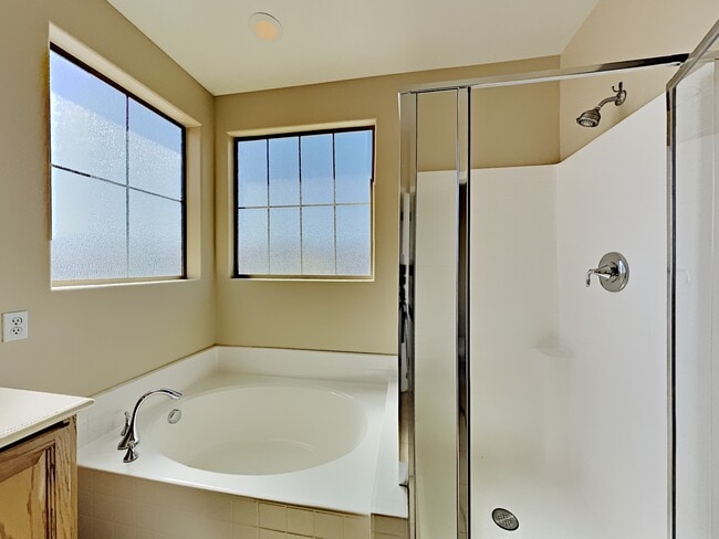Building Photo - 632 Mauna Kea Pl