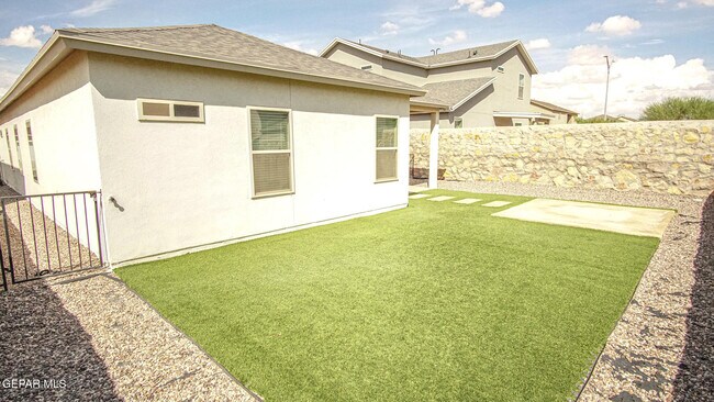 Building Photo - 12264 Desert Sea Ct