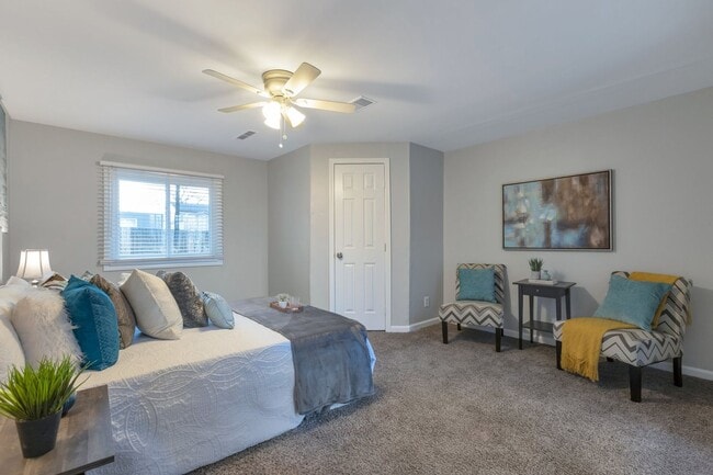 Building Photo - Beautiful 3 Bed 1 Bath Home in Edgewater!
