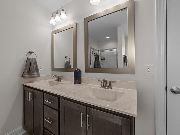 Building Photo - Build Equity While Leasing - Lease and Own...