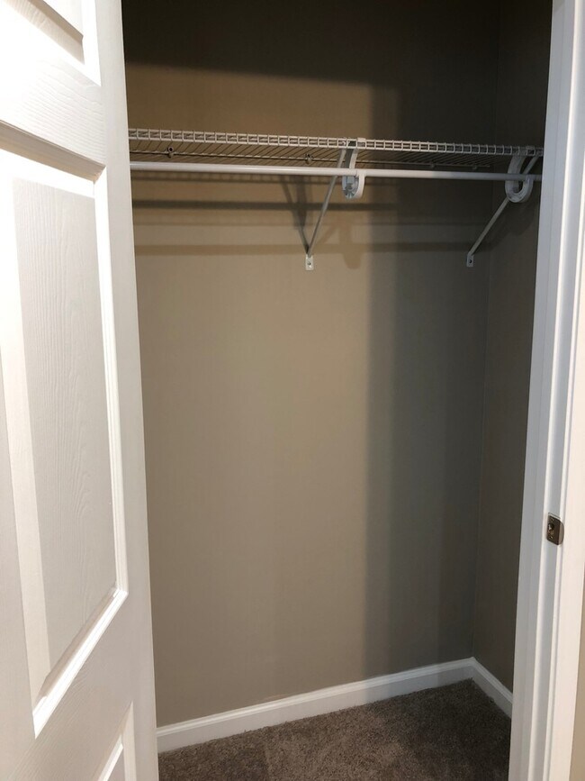 Building Photo - *******2-bed/1-bath COMPLETELY RENOVATED HOME FOR RENT in Bridgeville!*****