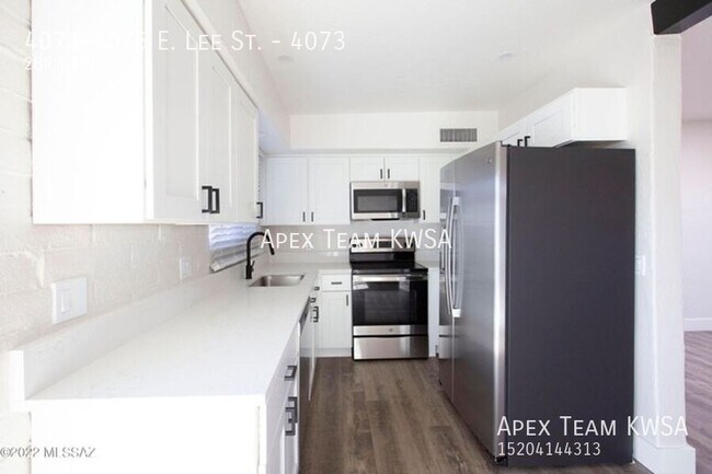 Building Photo - 4071-4075 E. Lee St.-4073