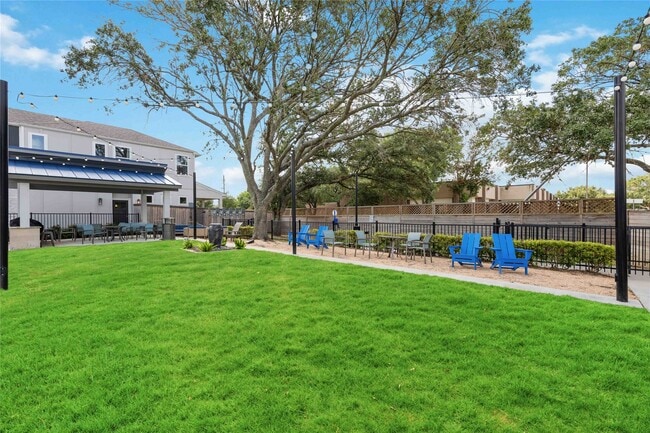 Building Photo - 1512 Parkland Oak Dr