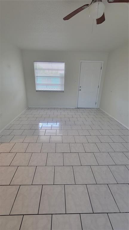 Building Photo - 308 Avanda Ct