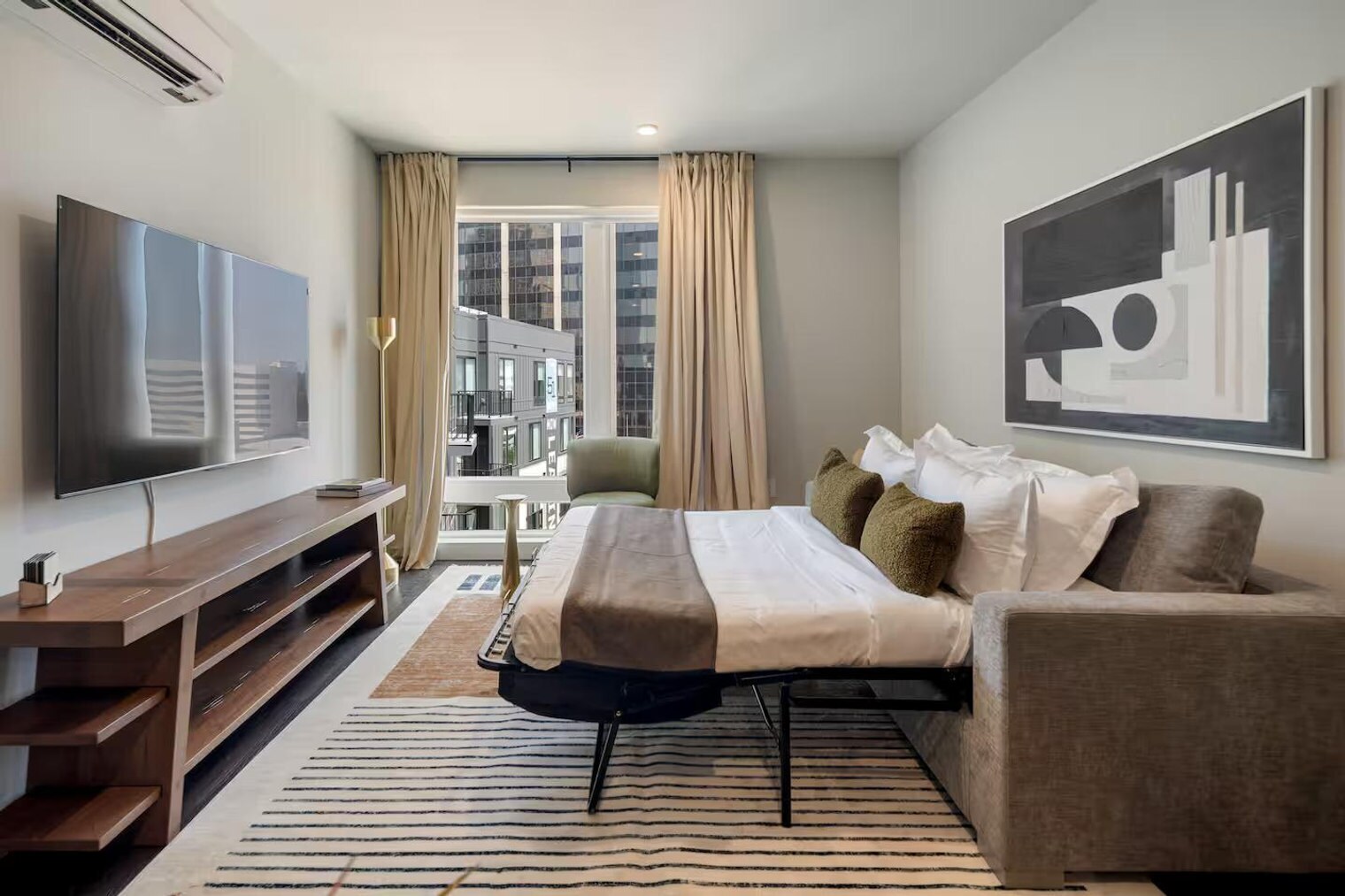 Building Photo - 51 S Broadway