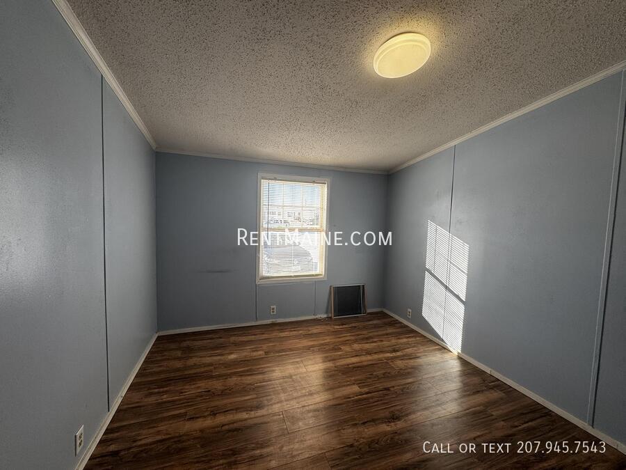 Building Photo - 188 F St