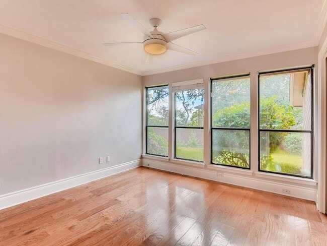 Building Photo - 1713 Bay Hill Dr
