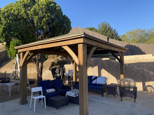 Building Photo - 13730 Mindora Ave