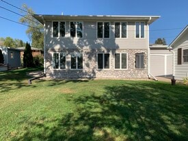 Building Photo - W9206 Ripley Rd