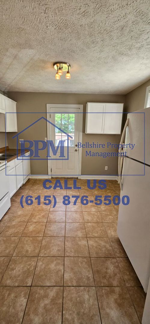 Building Photo - Charming 2-Bedroom Home for Rent in West N...