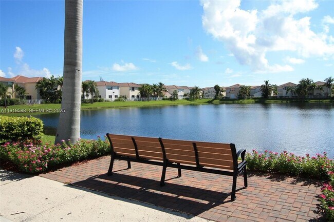 Building Photo - 935 Lemonwood Ct