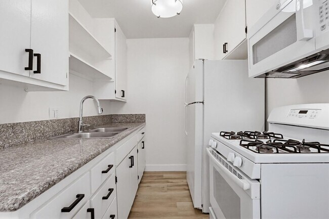 Interior Photo - Hyde Park Living – Steps to Transit, Parks & Crenshaw!