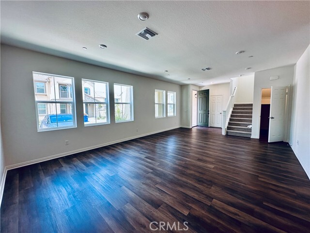 Building Photo - 4255 S Hermosa Paseo