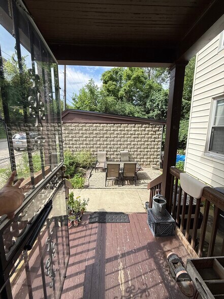 Building Photo - 266 Bodmann Ave