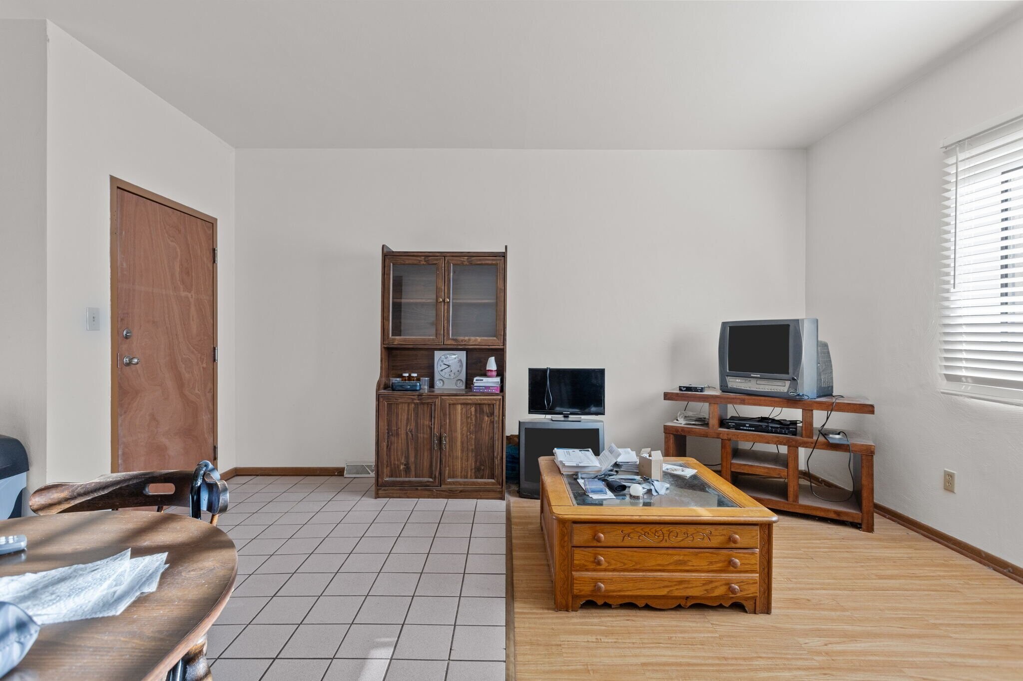 Building Photo - 569 Woodmont Ave