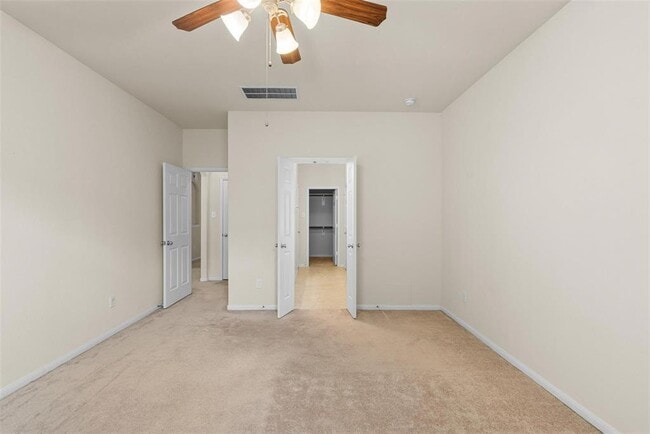 Building Photo - 6439 Wilshire Ridge