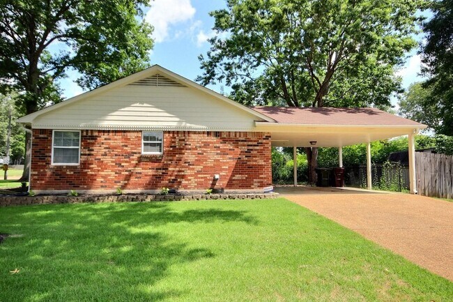 Building Photo - 1074 Tararidge Dr