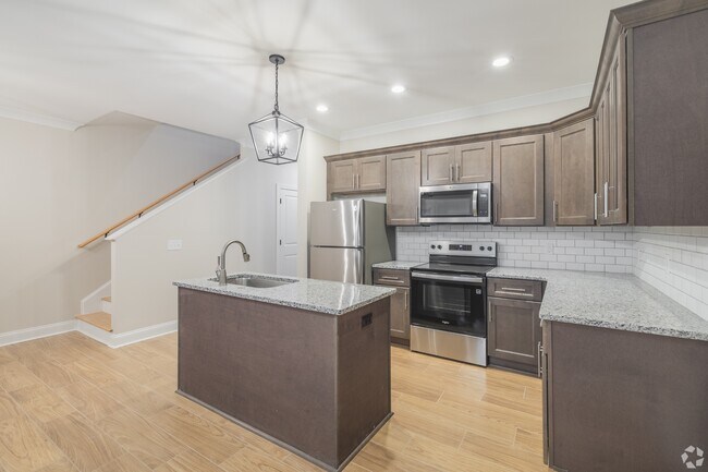 Building Photo - 428 Wren Crest Ln