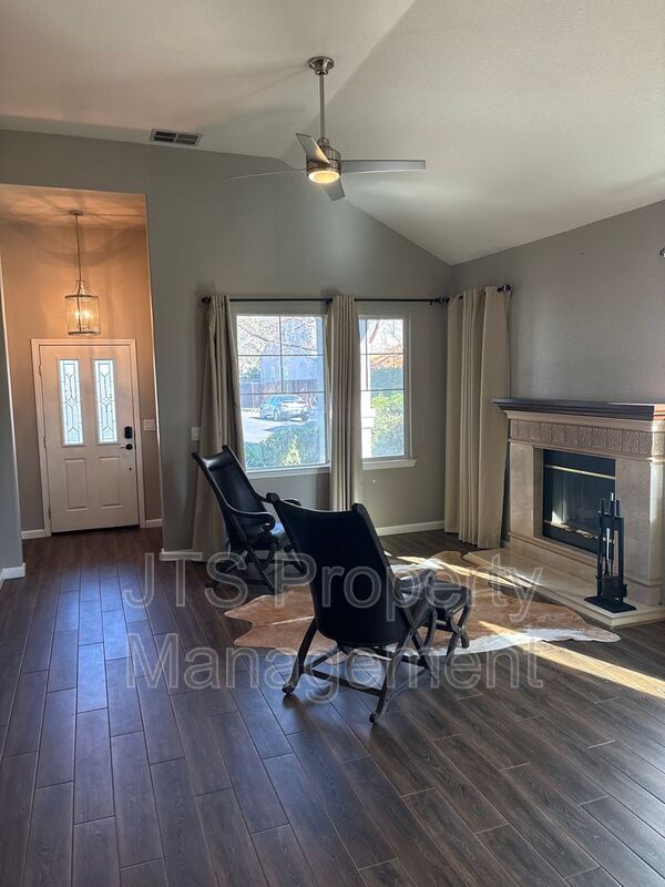 Building Photo - 6521 Turnstone Way