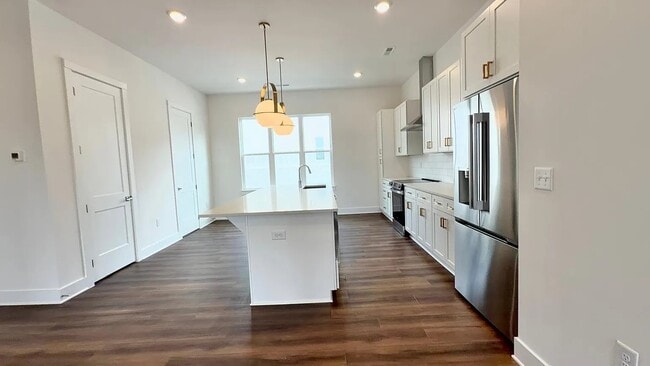 Building Photo - 5007 Nimes Rd