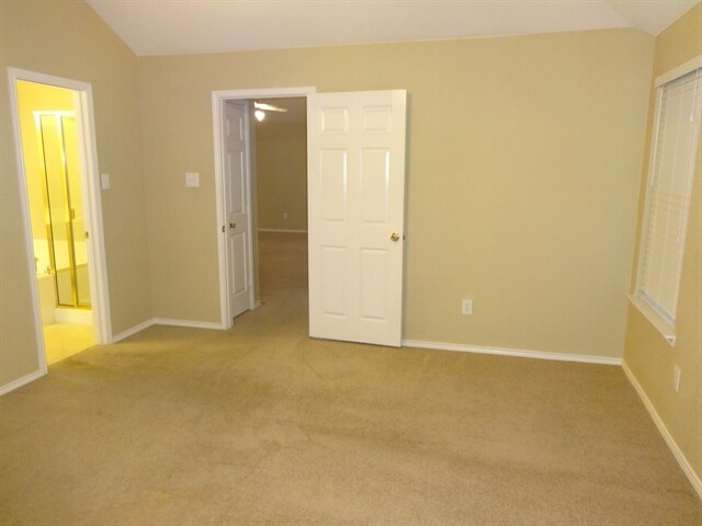 Building Photo - 1051 Wood Stream Dr