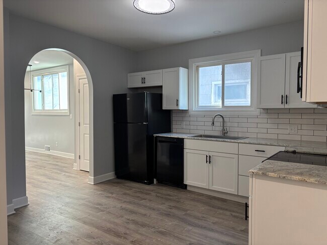 Building Photo - 239 West Ave