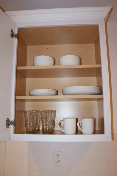 Building Photo - 7065 Aura Ave