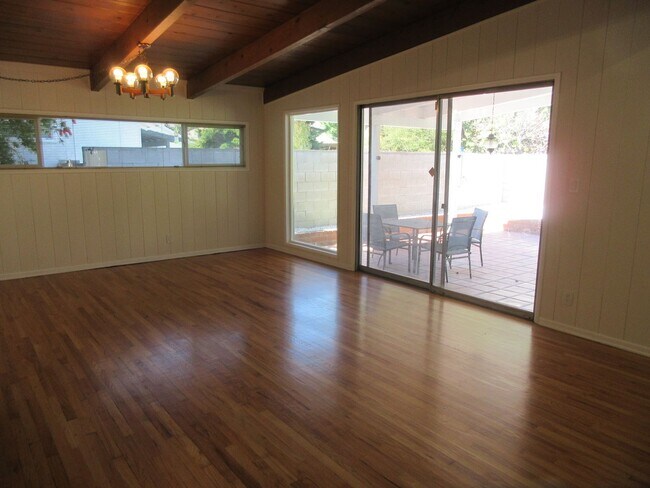 Building Photo - 13235 Cumpston St