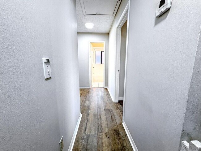 Building Photo - 12715 N 57th St