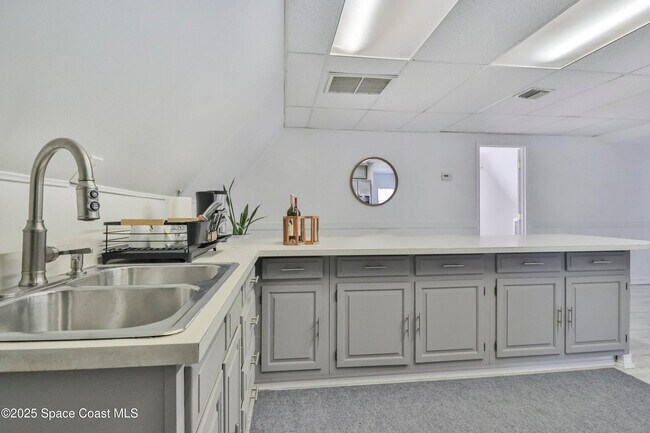 Building Photo - 2440 Brandywine Ln