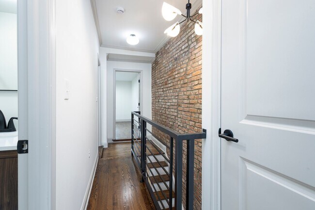 Building Photo - 2226 N Sydenham St