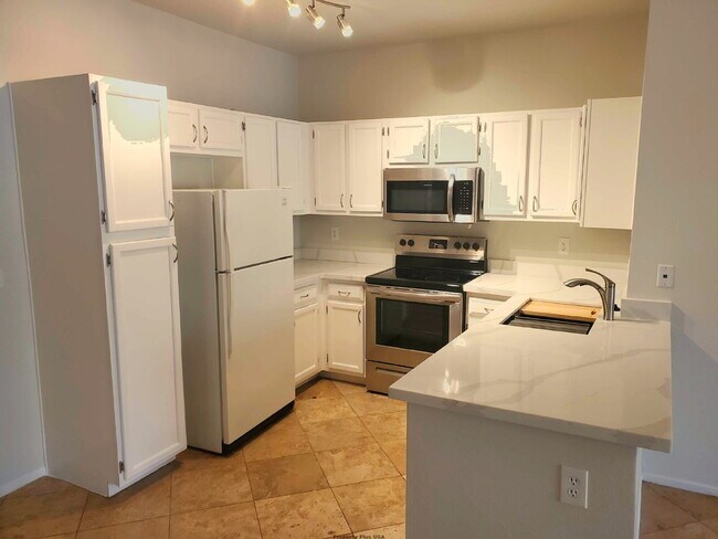 Building Photo - 7009 E Acoma Dr