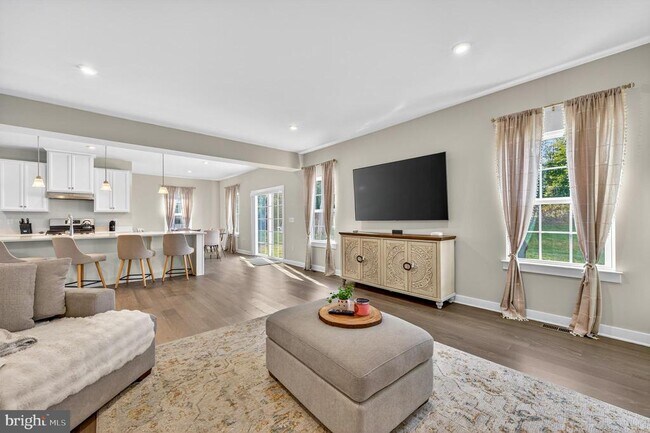 Building Photo - 167 Aspen Ln