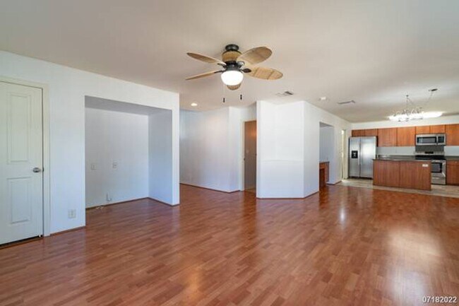 Building Photo - $4195/ 3br - 2002ft2 - Ewa Gentry Prescott...